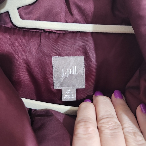 J Jill Burgundy Puffer Vest, Size Meduim - Picture 4 of 8